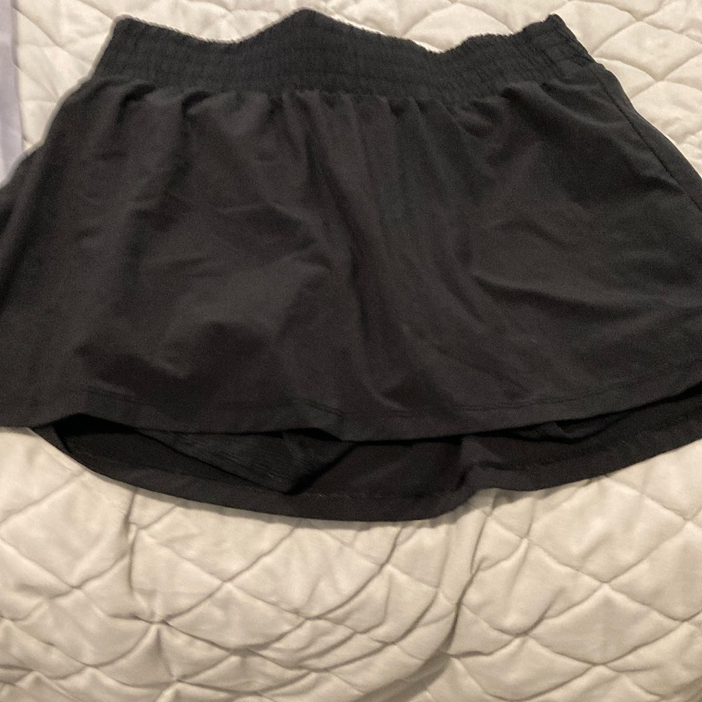Gap Fit Atletic Skort with Hidden Shorts and Pocket